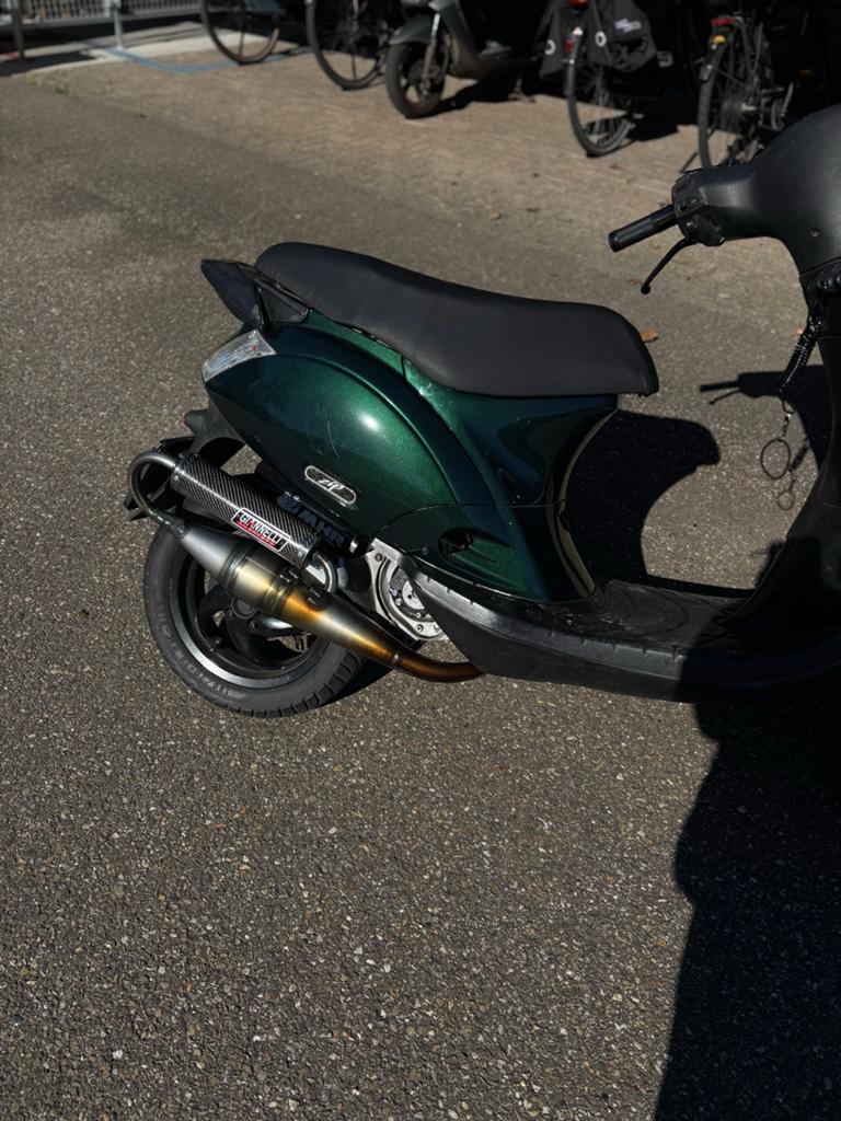Zeer nette Piaggio Zip 70cc MHR - Volledig getuned, Ophalen, Zo goed als nieuw, Tweetakt, Piaggio