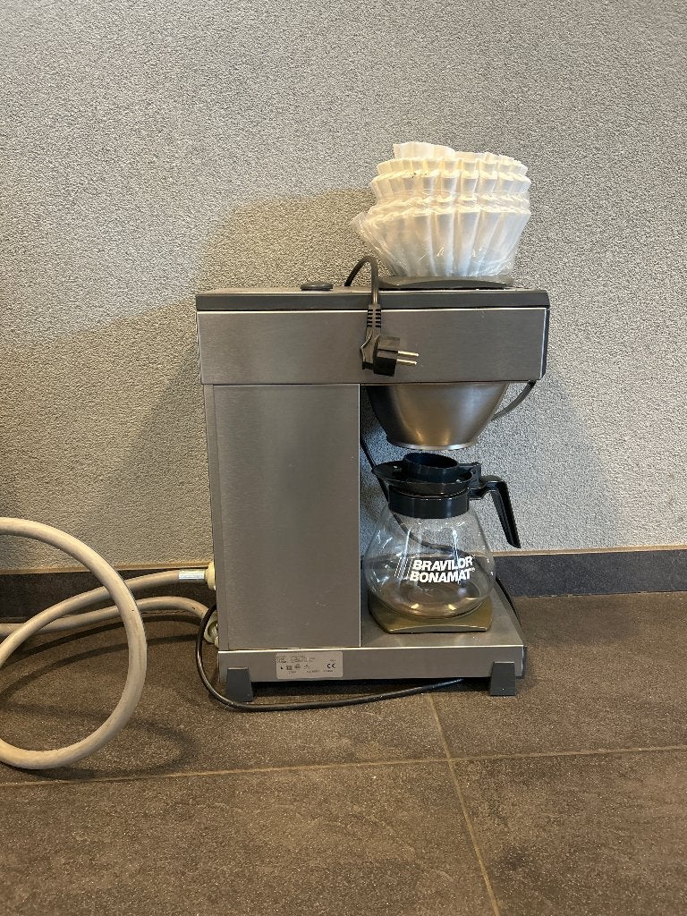 Koffiezetapparaat, Ophalen, Gebruikt, 10 kopjes of meer, Koffiemachine