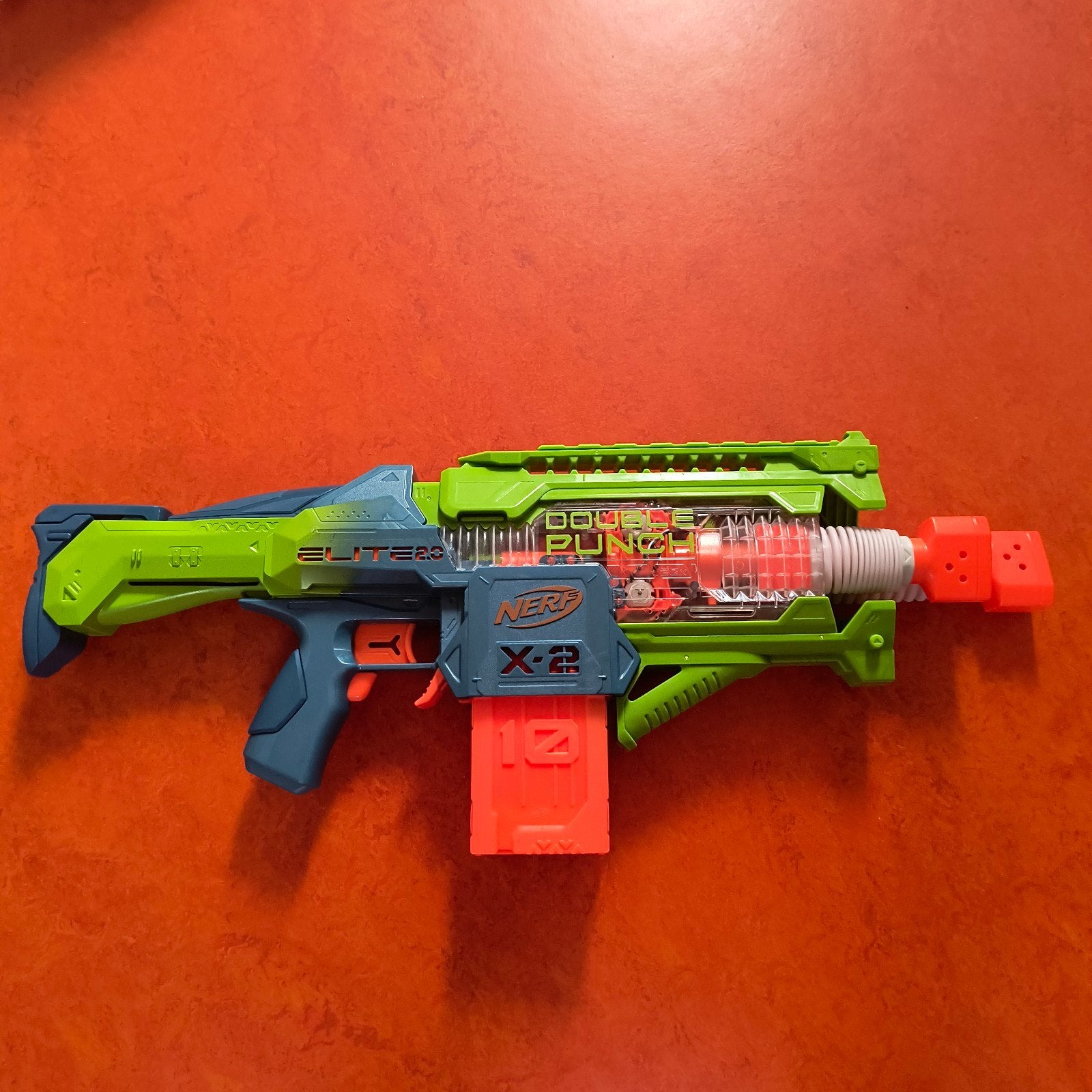Nerf Elite 2.0 Double Punch Blaster met 2 magazijnen, Ophalen of Verzenden, Zo goed als nieuw, Jongen