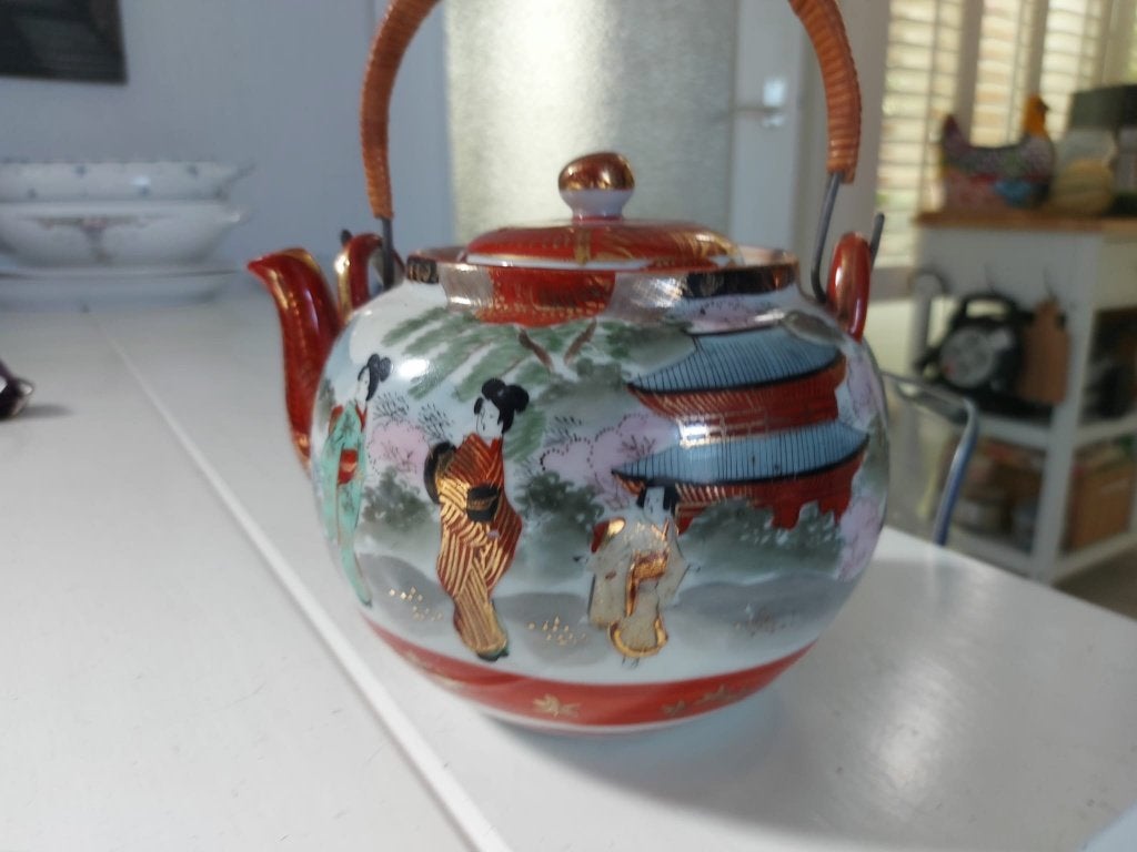 THEEPOT,  + melkkan++  JAPANS, oud, Ophalen