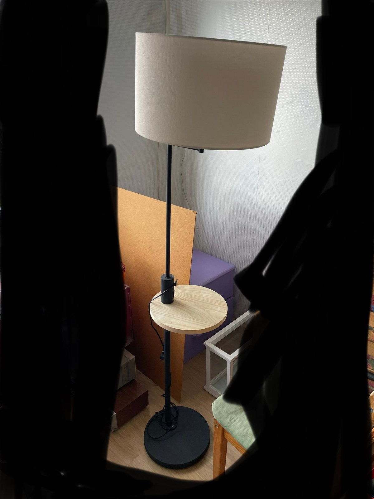 Vloerlamp met usb aansluiting, Ophalen, Zo goed als nieuw, 150 tot 200 cm