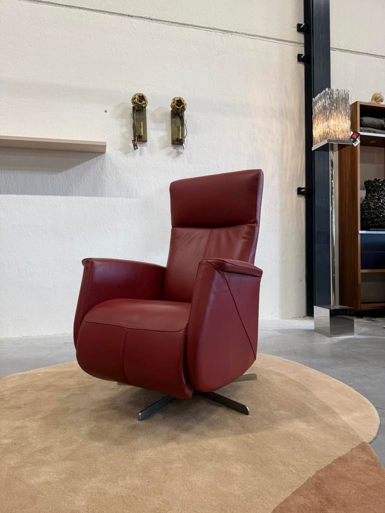 Als nieuw Prominent relaxfauteuil rood leer Elektrisch Accu