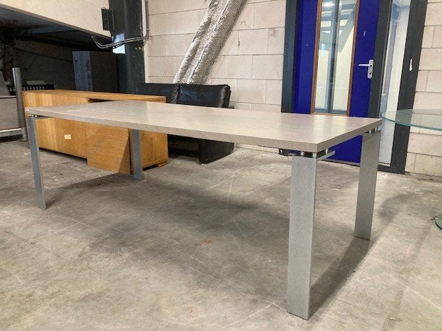 eettafel design Zymbios hout en metalen poten 220 x 95 cm, Huis en Inrichting, Tafels | Eettafels, Ophalen, Eikenhout, 200 cm of meer