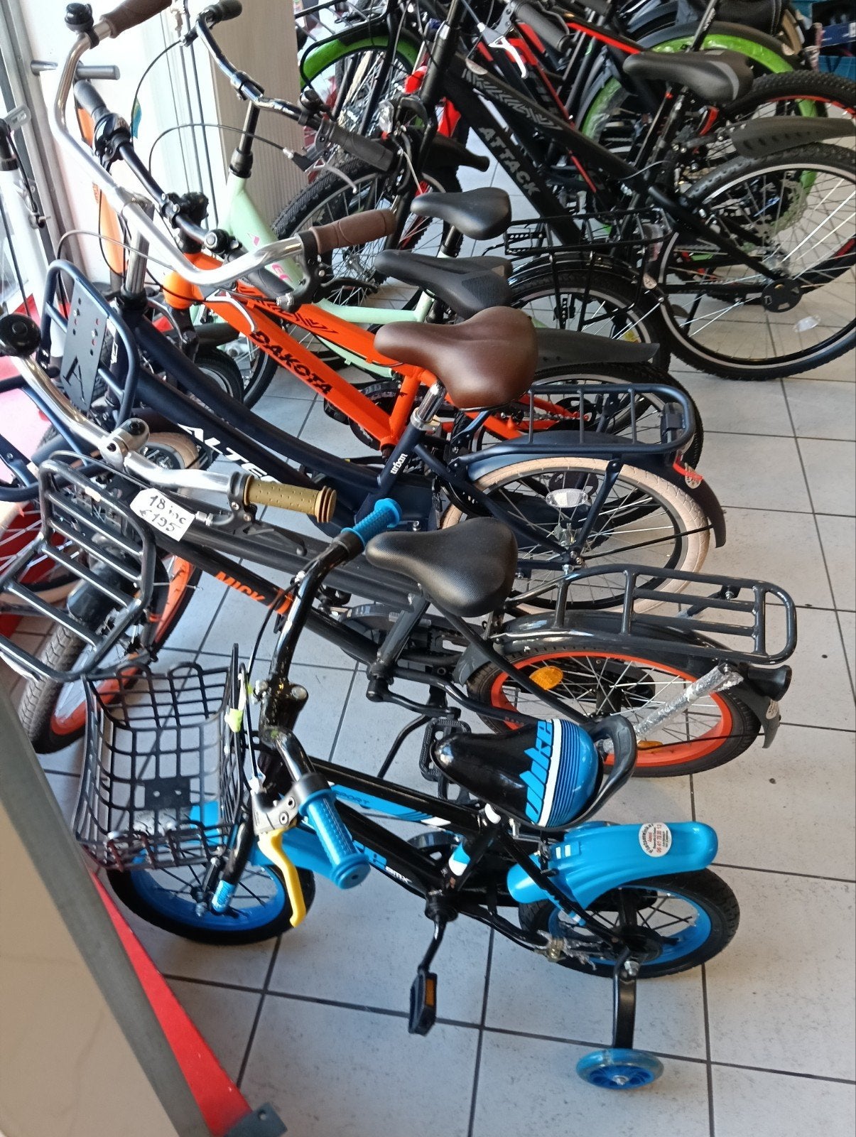 Foto 13 van van klein tot groot nieuw en tweedehands fietsen vanaf 100 e