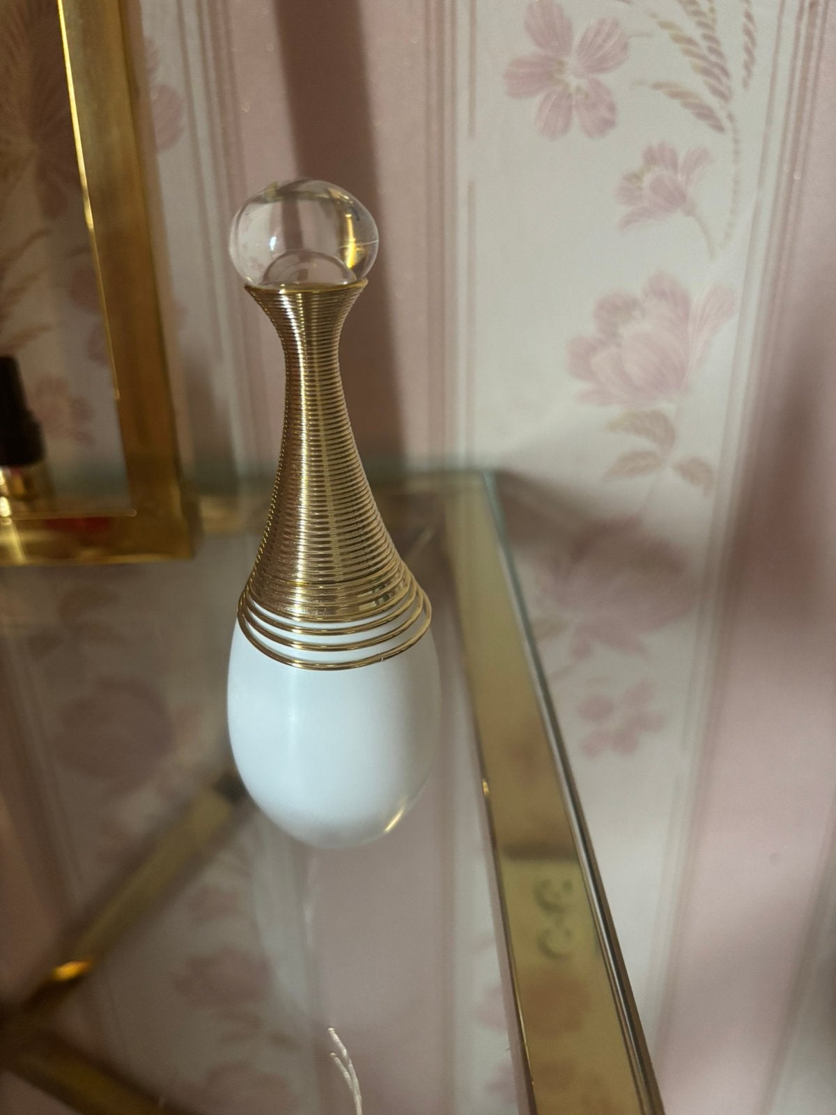 Dior J'adore Parfum d'Eau 30ml - Zo goed als nieuw, Ophalen of Verzenden, Zo goed als nieuw
