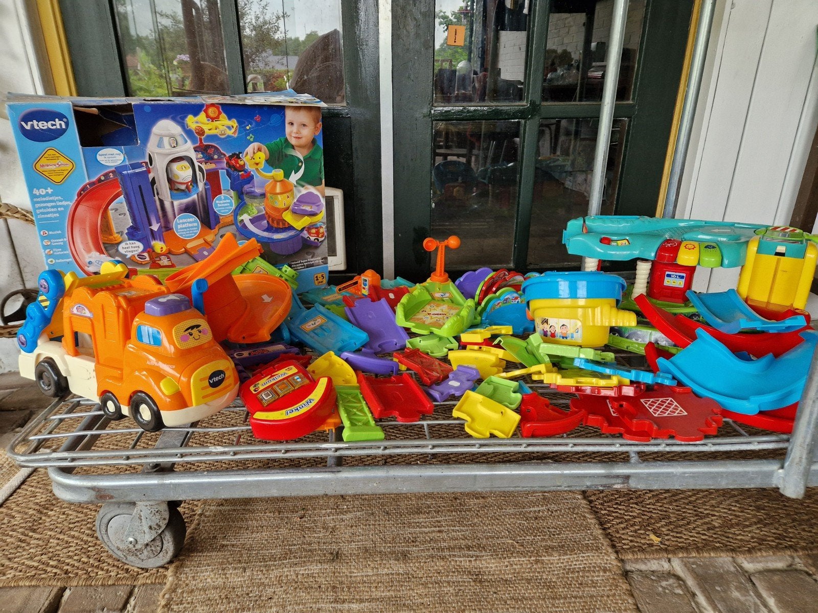 Vtech Toet Toet auto ambulance en veel onderdelen, Ophalen of Verzenden, Gebruikt, 2 tot 4 jaar