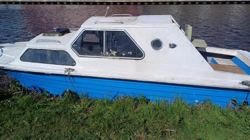 Gelderblom kruiser kajuit boot polyester, Gebruikt, Binnenboordmotor, 6 meter of meer, 120 tot 200 pk