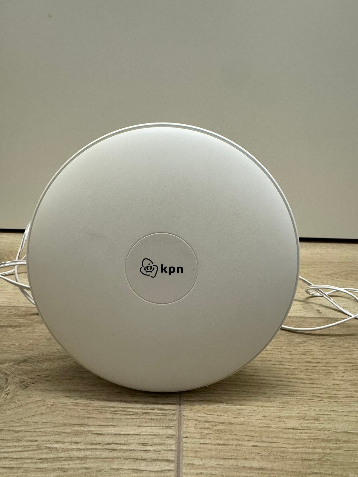 KPN SuperWifi Punt – Mesh WiFi Versterker (Compleet), Ophalen of Verzenden, Zo goed als nieuw