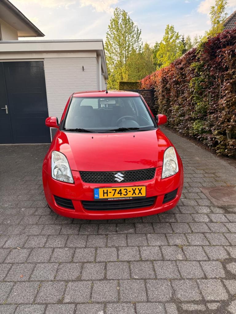 Suzuki Swift 1.3 3D 2008 Rood, Auto's, Suzuki, Particulier, Swift, Benzine, C, Hatchback, Handgeschakeld, Geïmporteerd, Rood, Voorwielaandrijving
