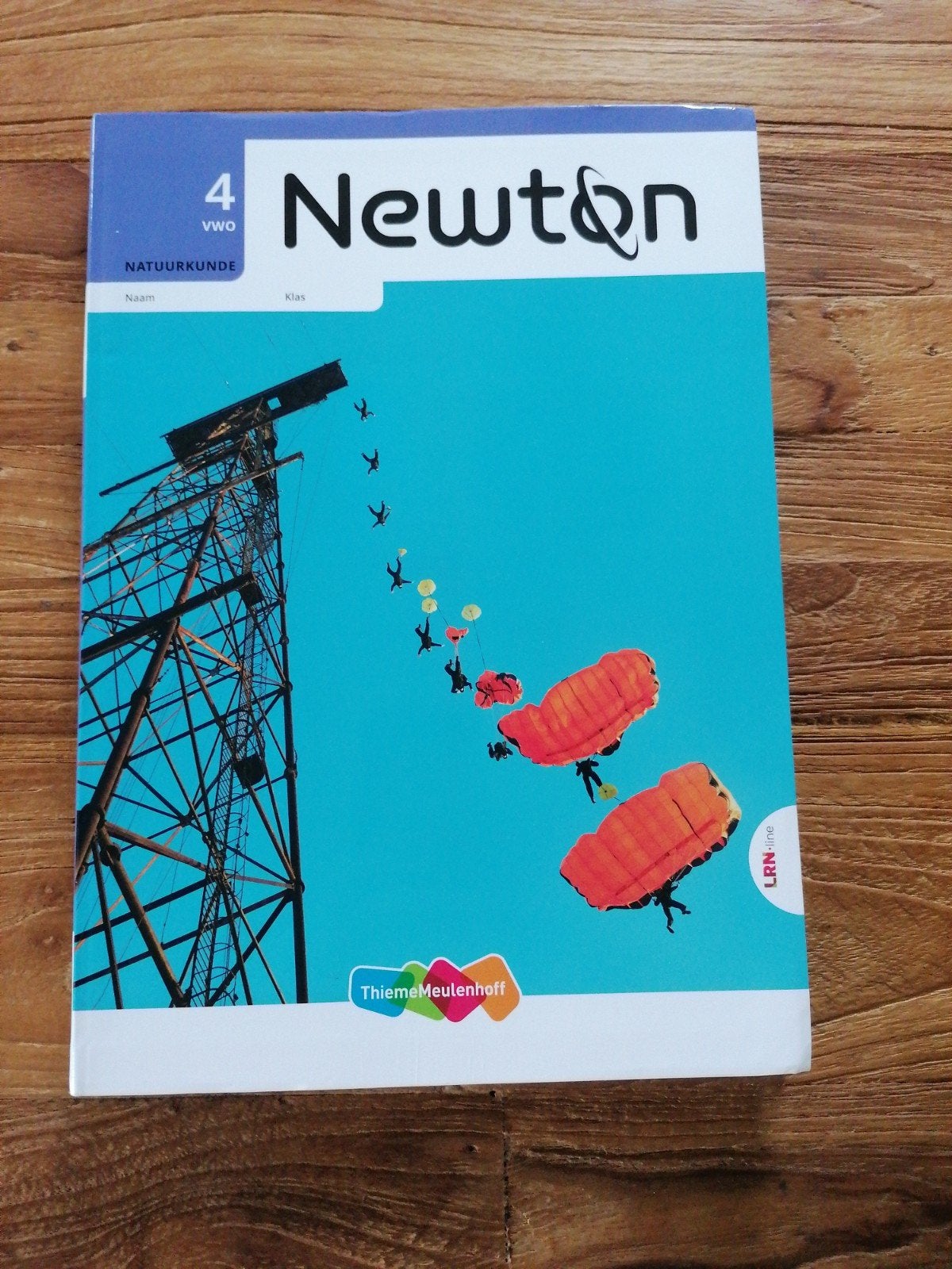 Newton Natuurkunde 4 VWO - Zo goed als nieuw, Boeken, Ophalen of Verzenden, Zo goed als nieuw, VWO, Natuurkunde