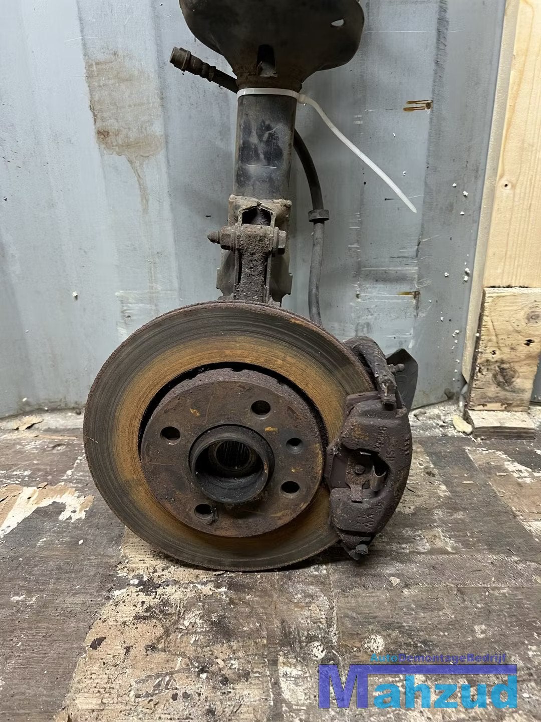 VW POLO 6N2 Rechts voor fuseelager remklauw 1999-2001, Gebruikt, Volkswagen, Volkswagen AG, Berliner Ring 2
38440  Wolfsburg, DE