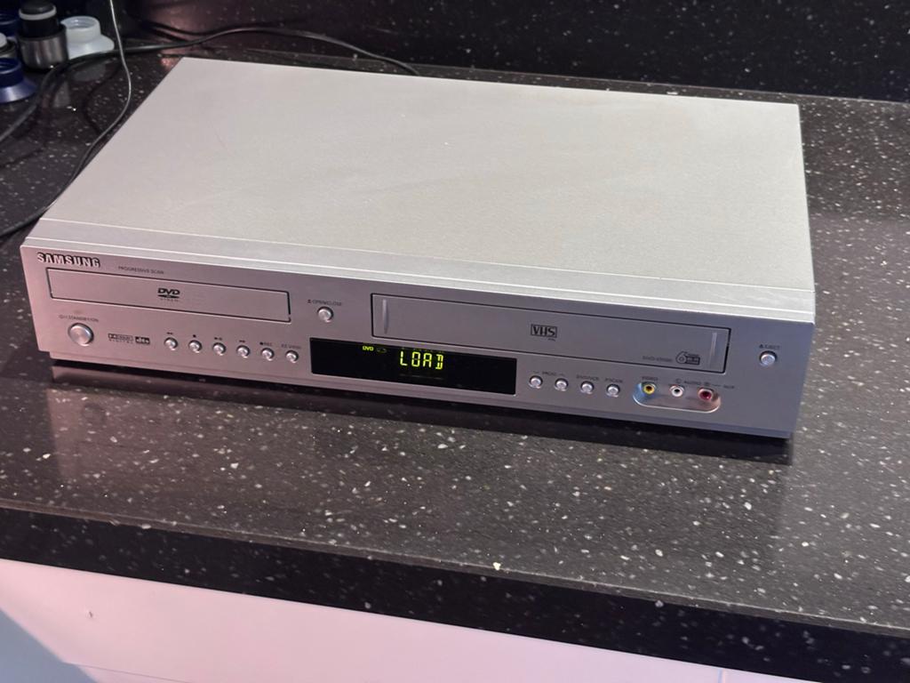 Samsung DVD-V5500 DVD & VHS Combinatie Speler, Ophalen of Verzenden, Zo goed als nieuw, VHS-speler of -recorder