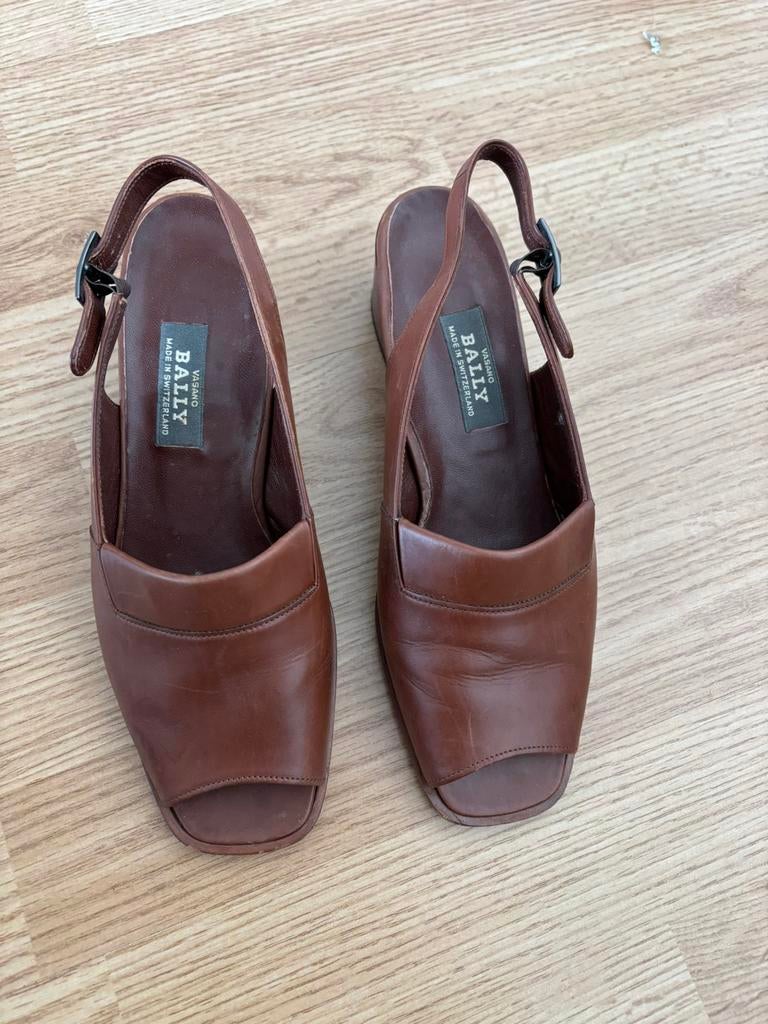 Bally bruine leren sandalen, maat 38, Kleding | Dames, Schoenen, Bruin, Zo goed als nieuw, Bally, Sandalen of Muiltjes