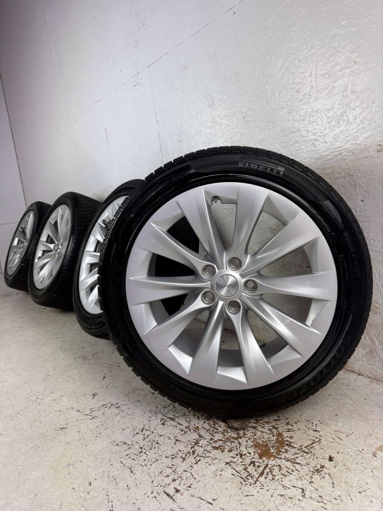 Originele Tesla Model S velgen 19" 5x120 Slipstream winter, Banden en Velgen, Niet ingevuld, Personenwagen, Niet ingevuld