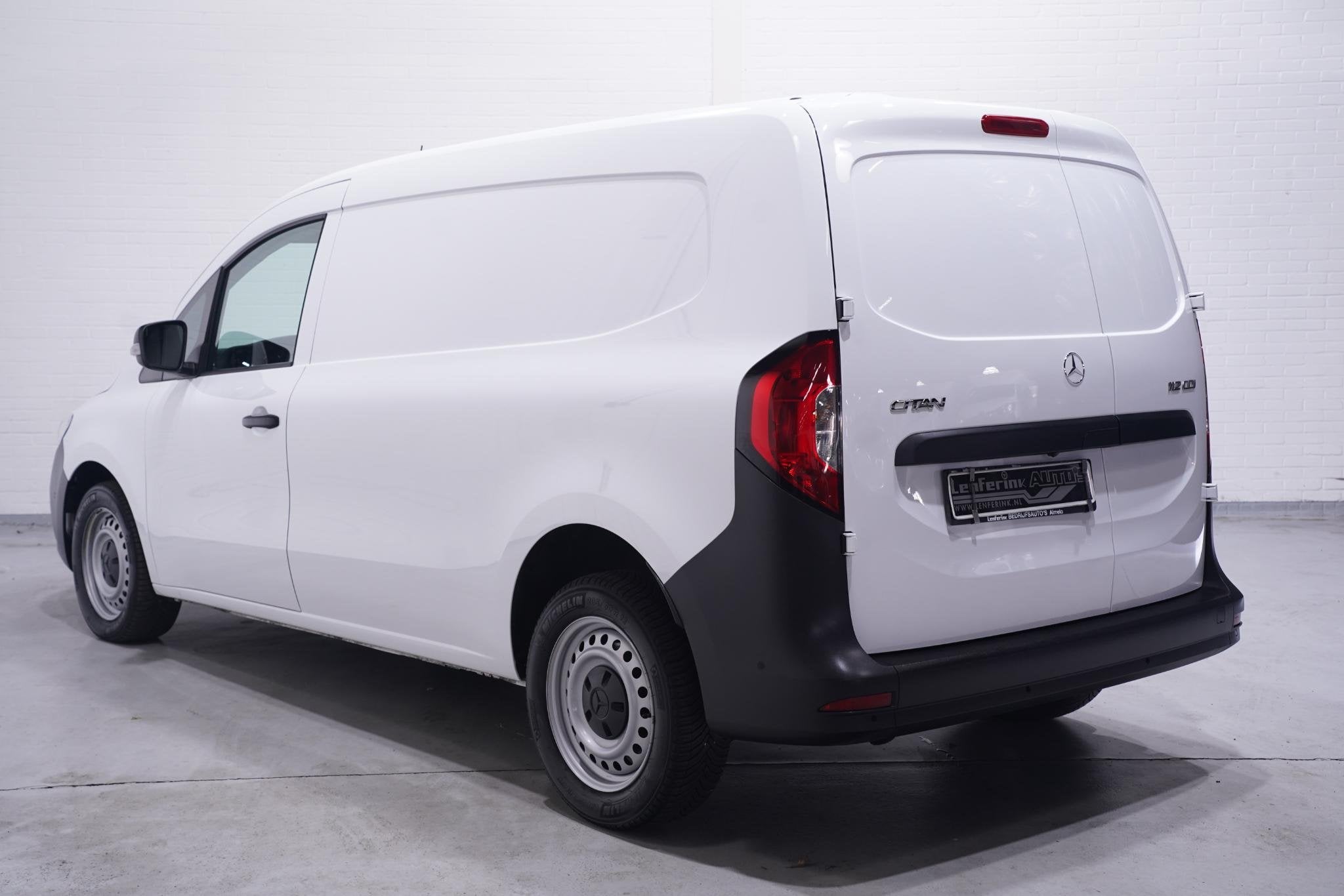 Mercedes-Benz Citan 112 CDI 116 pk L2 Pro Apple Carplay Airc, Auto's, Bestelauto's, Stof, Gebruikt, 4 cilinders, 116 pk