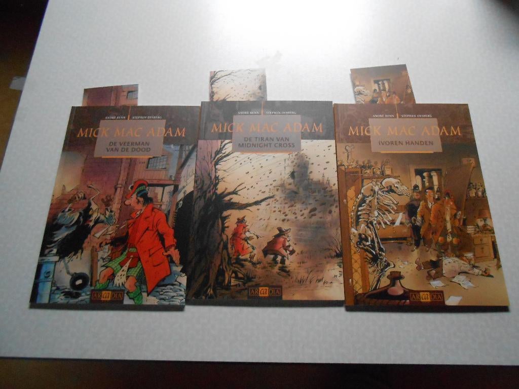 Mick Mac Adam volledige reeks Arcadia uitgaven 8 stuks., Boeken, Stripboeken, André Beniest (Benn), Nieuw, Ophalen of Verzenden