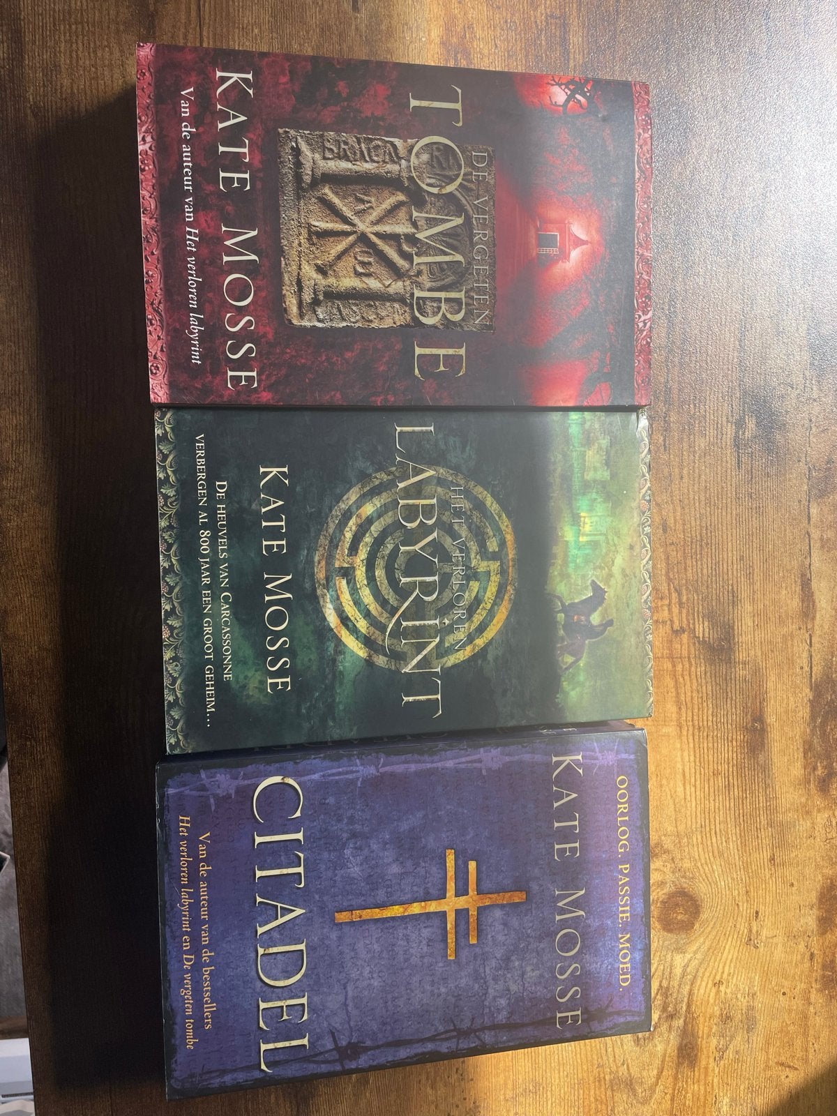 Kate Mosse Boeken Trilogie: Tombe, Labyrint, Citadel, Ophalen, Zo goed als nieuw, Europa overig