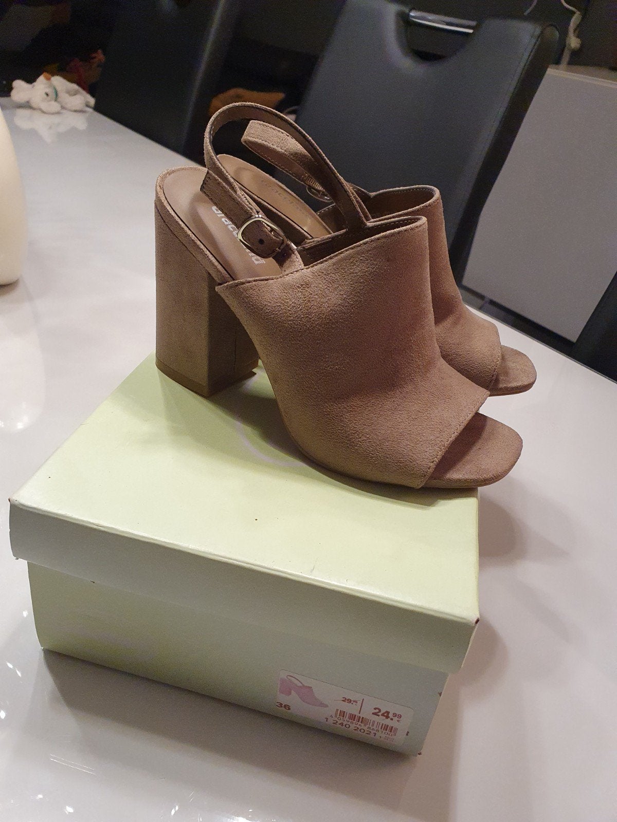 Dames schoenen maat 36 merk van haren, Beige, Nieuw, Ophalen of Verzenden, Van haren