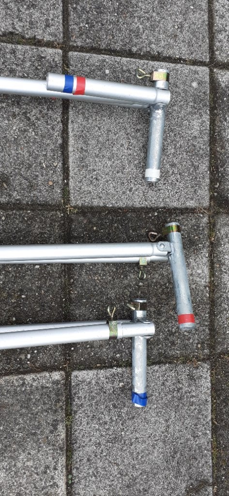 Voortentstokken aluminium, Ophalen, Gebruikt