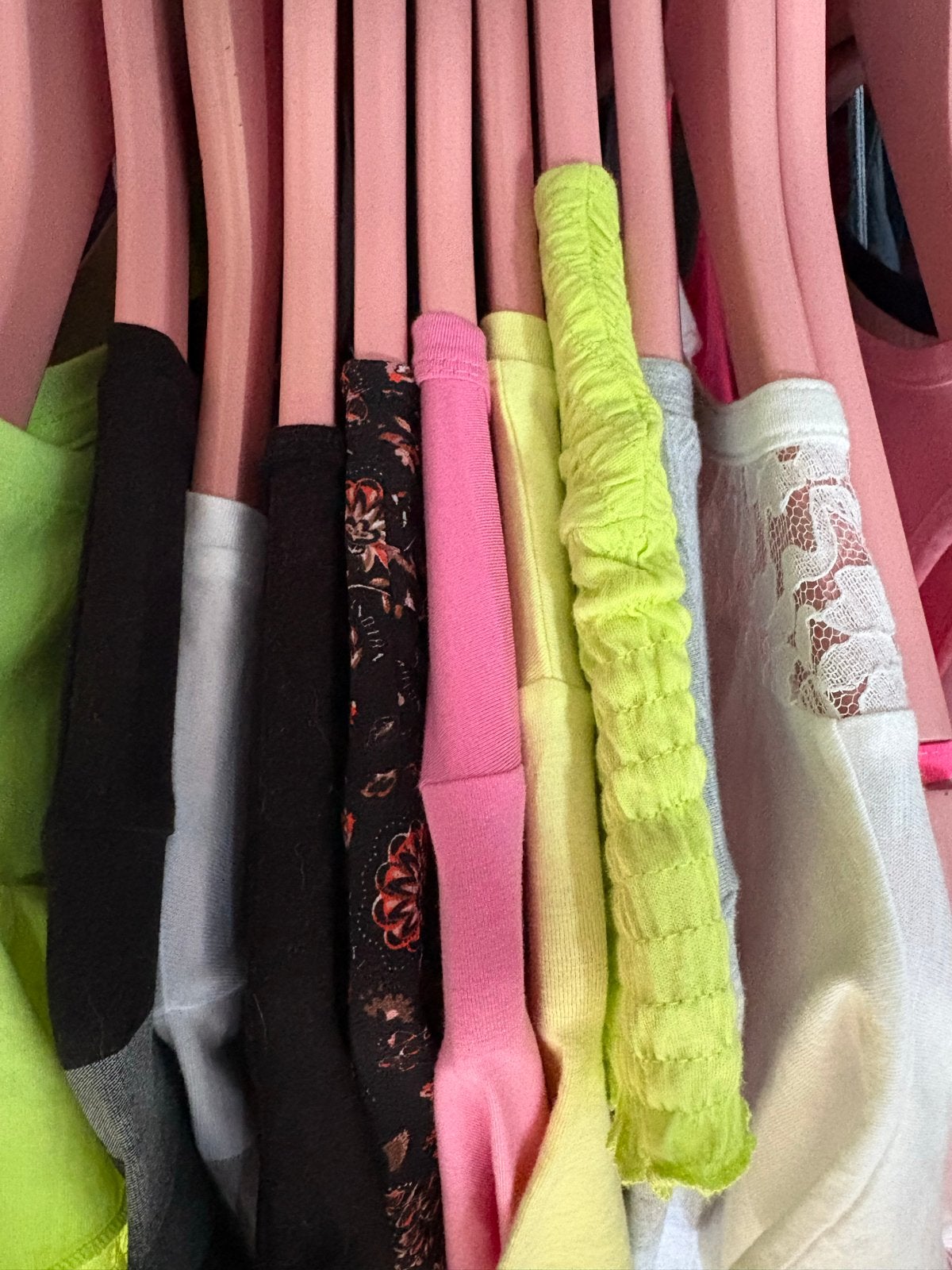 Partij NIEUWE merk kinderkleding - 50 stuks, diverse maten, Ophalen of Verzenden, Nieuw, Overige maten