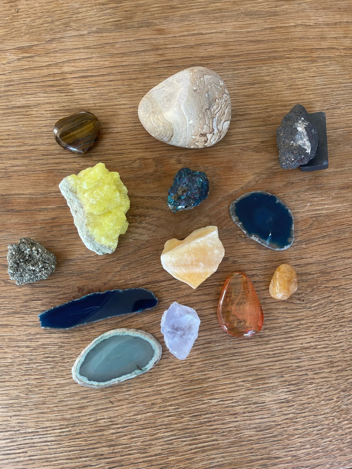 Diverse collectie van 12 mineralen en edelstenen, Ophalen of Verzenden, Gebruikt
