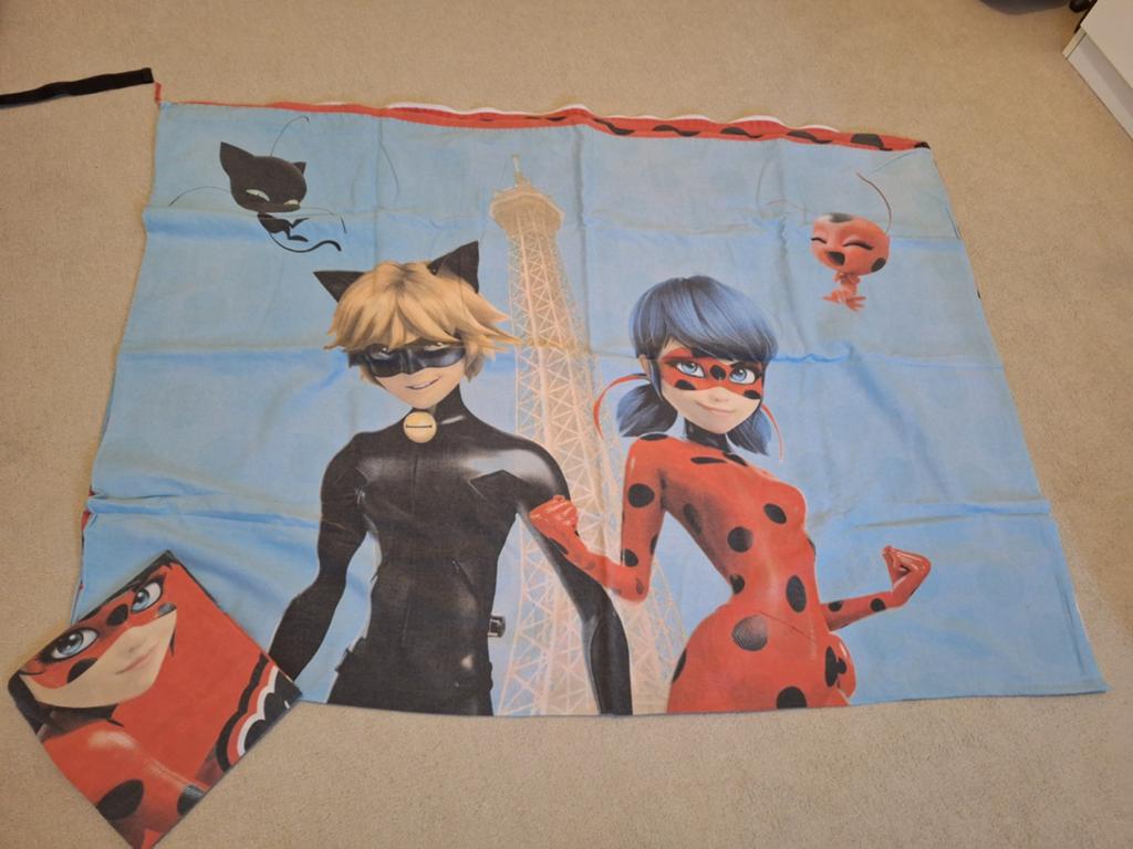 Miraculous dekbed, Ophalen of Verzenden, Zo goed als nieuw, Jongetje of Meisje, Dekbedovertrek