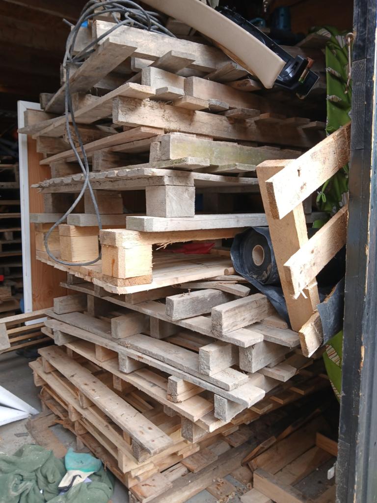 +-65 droge pallets, Tuin en Terras, Haardhout, Ophalen, Overige houtsoorten