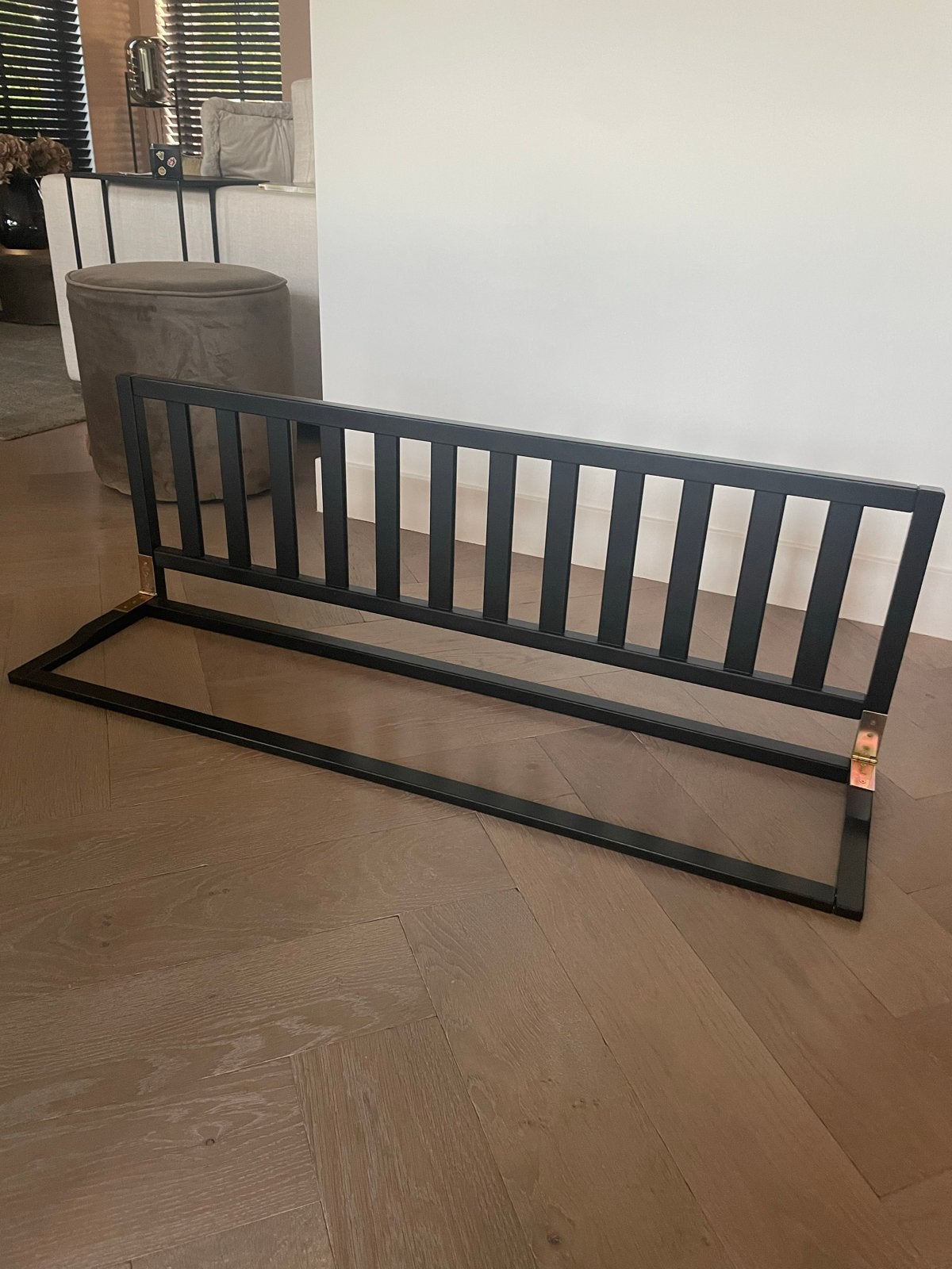 Zwart bedhekje voor kinderbed - Veiligheid en comfort, Ophalen, Gebruikt, 115 cm of meer, Metaal of IJzer