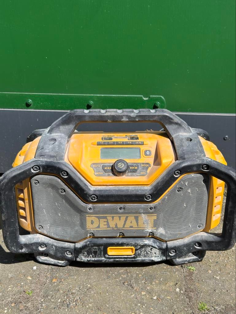 Dewalt bouwradio, Verzenden, Gebruikt, Bouwradio