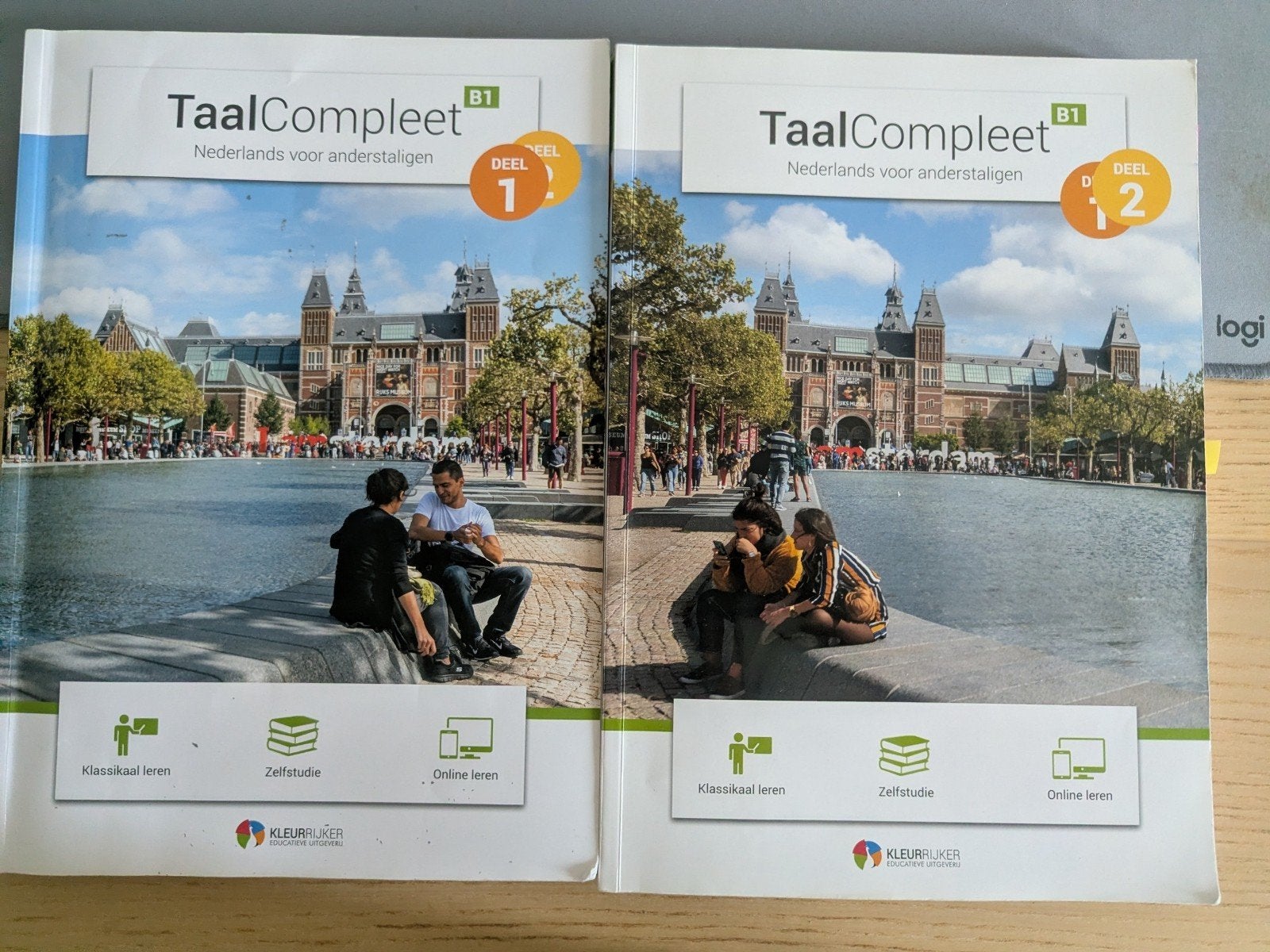 TaalCompleet B1 Nederlands voor anderstaligen (deel 1 & 2), Boeken, Diverse auteurs, Ophalen of Verzenden, Zo goed als nieuw, Alpha