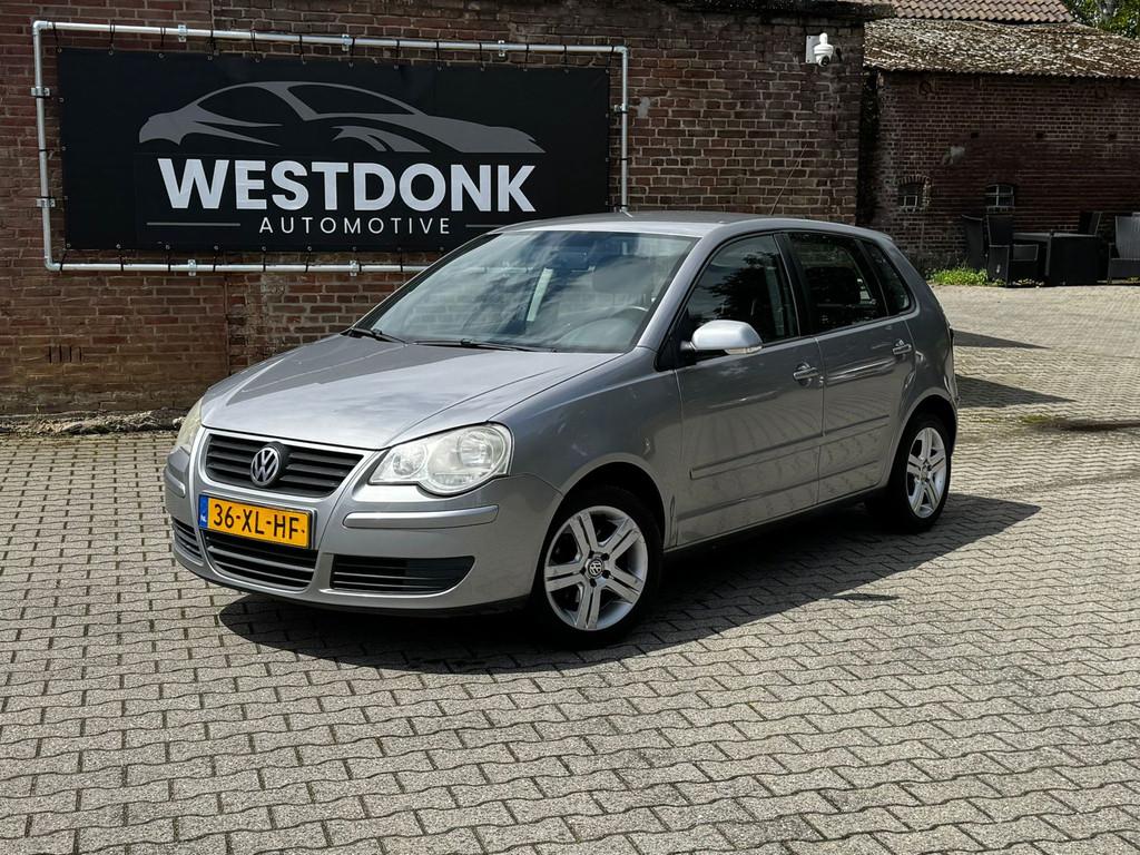 Volkswagen Polo 1.4-16V Optive 5drs - Airco/Bluetooth/NAP, Voorwielaandrijving, 4 cilinders, Bedrijf, Handgeschakeld