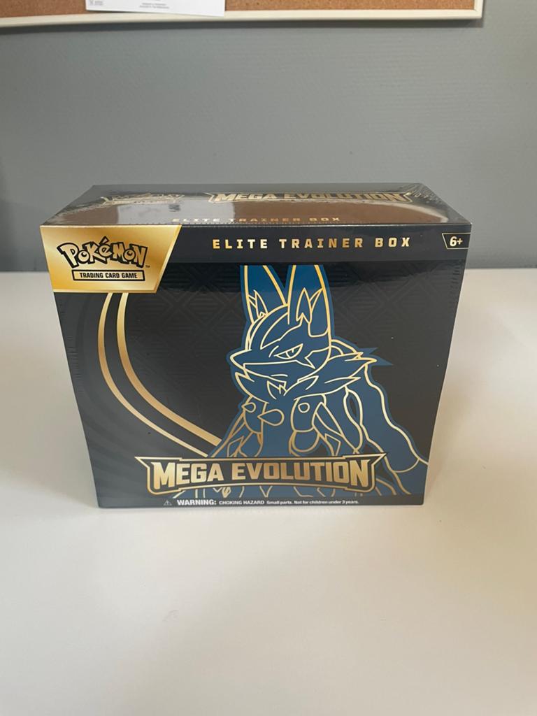 Elite Trainer Box Mega Evolutions, Ophalen of Verzenden, Zo goed als nieuw, Boosterbox
