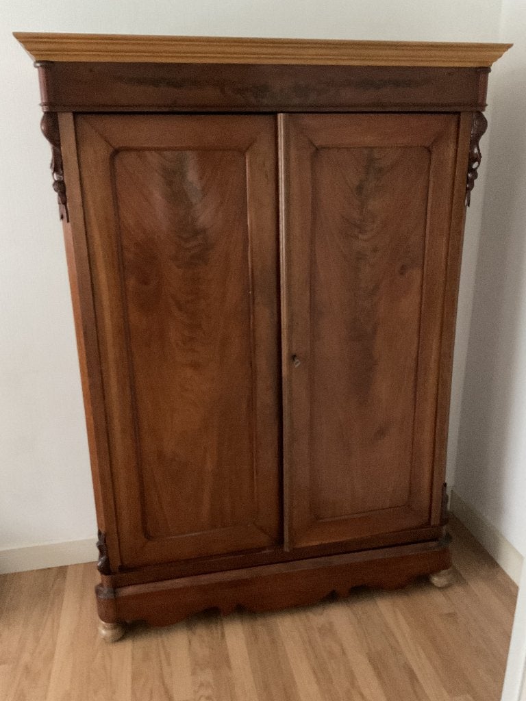 Mahonie houten kast, Ophalen, Gebruikt