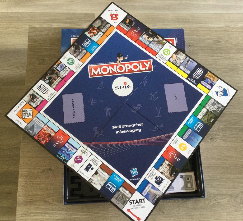 Monopoly Spel Spie, Hobby en Vrije tijd, Gezelschapsspellen | Bordspellen, Vijf spelers of meer, Ophalen of Verzenden, Zo goed als nieuw