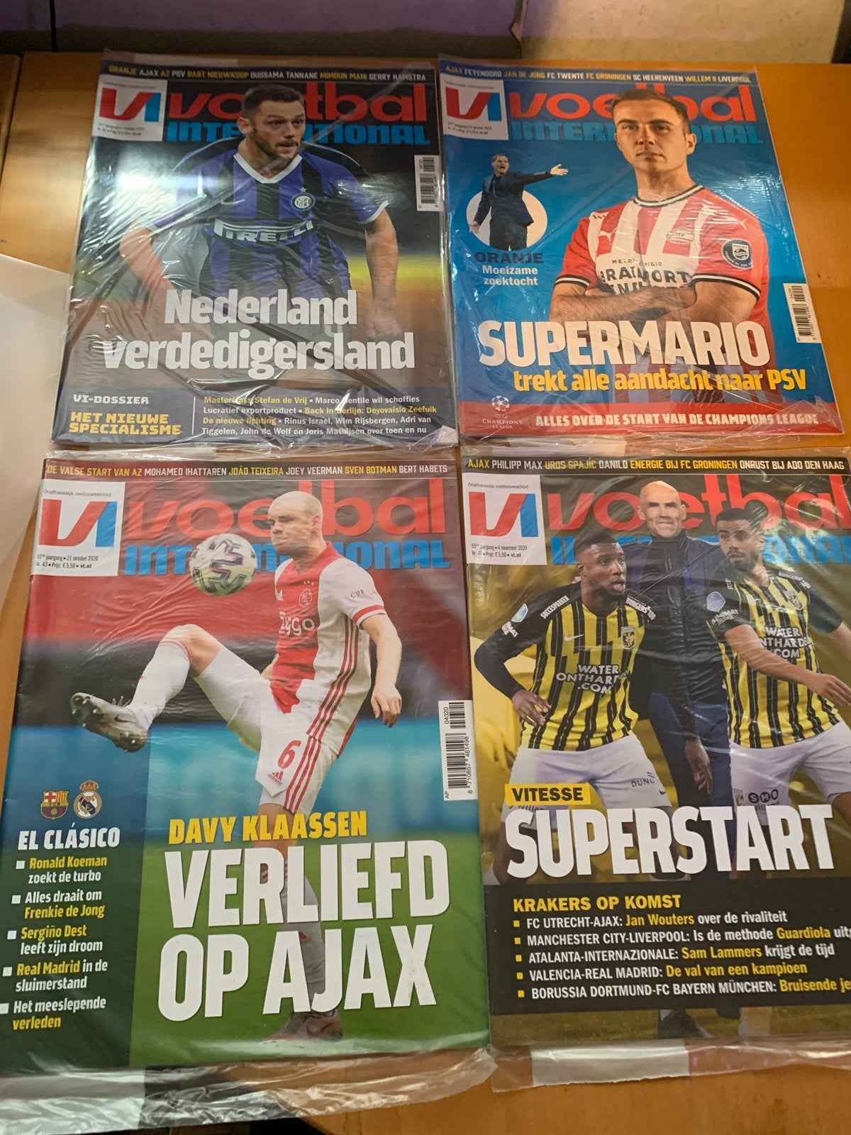 Voetbal International 2020 13 stuks nieuw in folie, Ophalen of Verzenden, Zo goed als nieuw