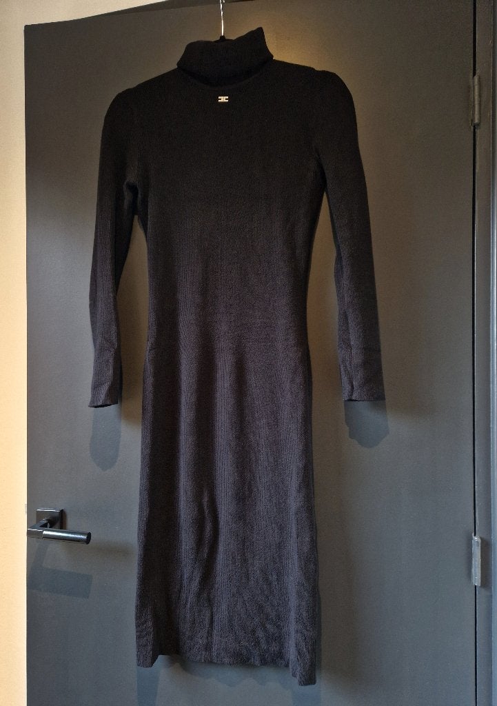 Zwarte jurk van Elisabetta Franchi - Maat 44 (valt kleiner), Elisabetta Franchi, Zwart, Maat 42/44 (L), Ophalen of Verzenden