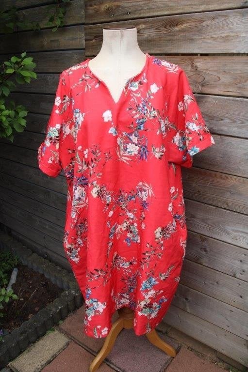Jurk rood/ kleur Ophilia mt 4 (48/50) Vaste prijs, Maat 46/48 (XL) of groter, Ophalen of Verzenden, Zo goed als nieuw, Knielengte
