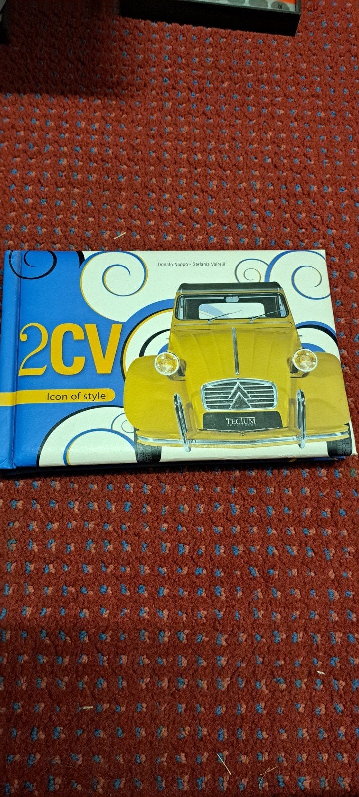 2CV Icon of Style Boek - Citroën Eend Geschiedenis, Ophalen of Verzenden, Zo goed als nieuw, Citroën, Donato Nooppo, Stefania Vareli