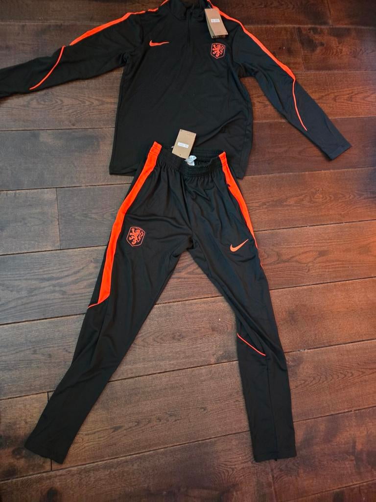 Nederland WK Trainingspak Kinderen - Maten 128 t/m 176, Kinderen en Baby's, Kinderkleding | Maat 128, Jongen of Meisje, Nike Inc.