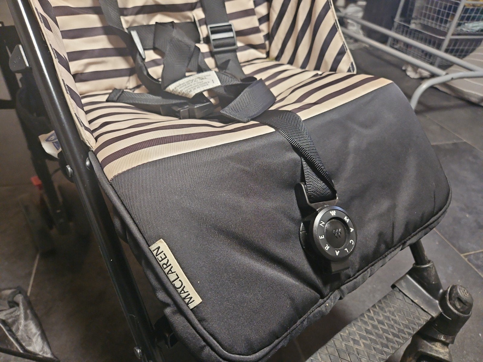 Maclaren quest arc buggy met regenhoes, Kinderen en Baby's, Ophalen, Gebruikt, Maclaren, Regenhoes