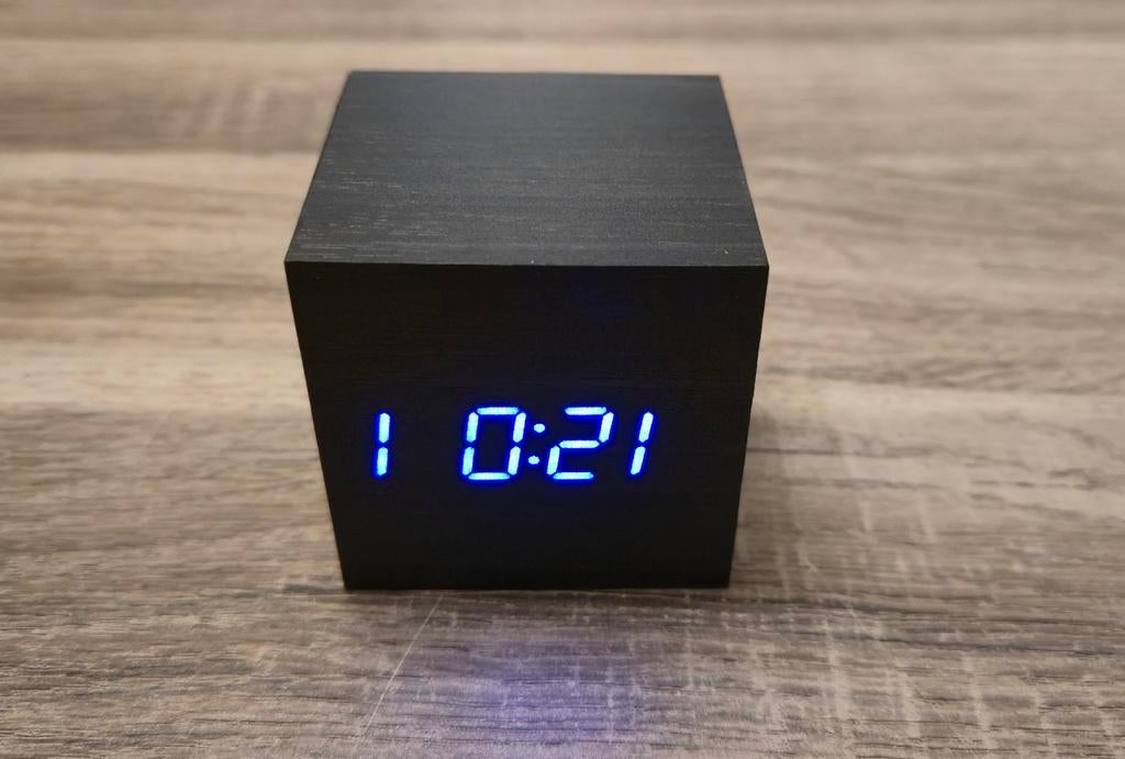 Cube Click Clock van Gingko LED display Blue., Ophalen of Verzenden