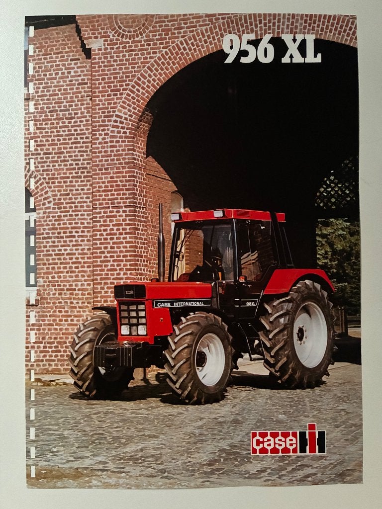 Case International 956XL trekker tractor folder brochure, Ophalen of Verzenden, Gelezen