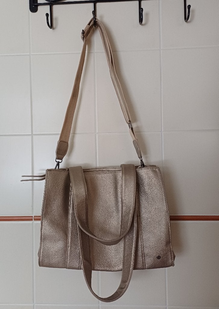 Brons kleurige ruime DAMESTAS met mooie schouderband., Sieraden, Tassen en Uiterlijk, Tassen | Damestassen, Ophalen of Verzenden
