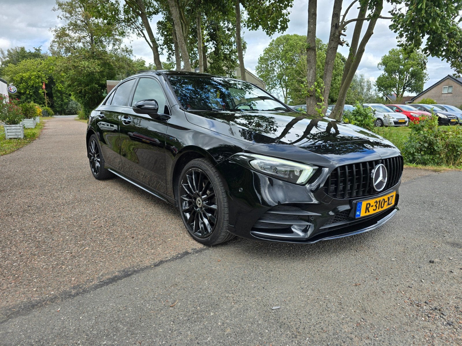 Mercedes-Benz A250e AMG Memory, Pano, FULL, Auto's, 160 pk, Zwart, Plug-in hybride, Bedrijf
