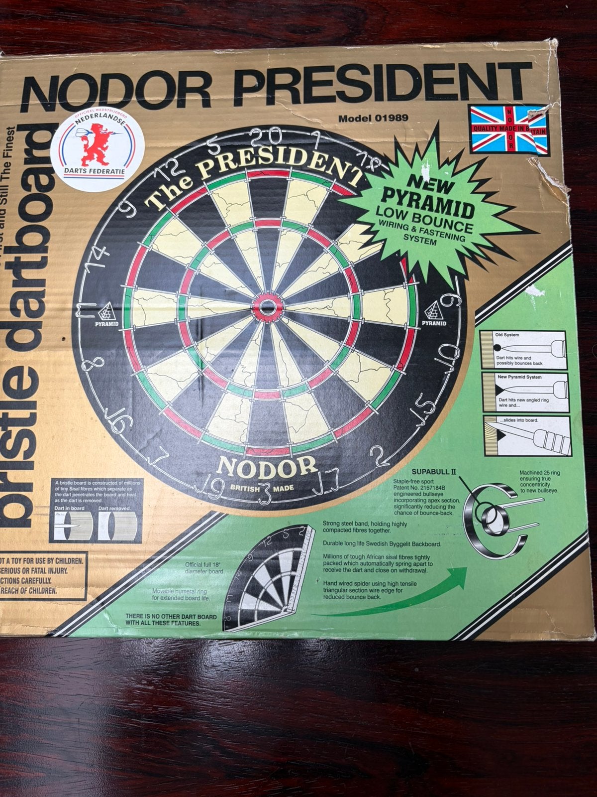 Nodor President voor de verzamelaar uniek exemplaar, Sport en Fitness, Darts, Ophalen, Zo goed als nieuw, Dartbord