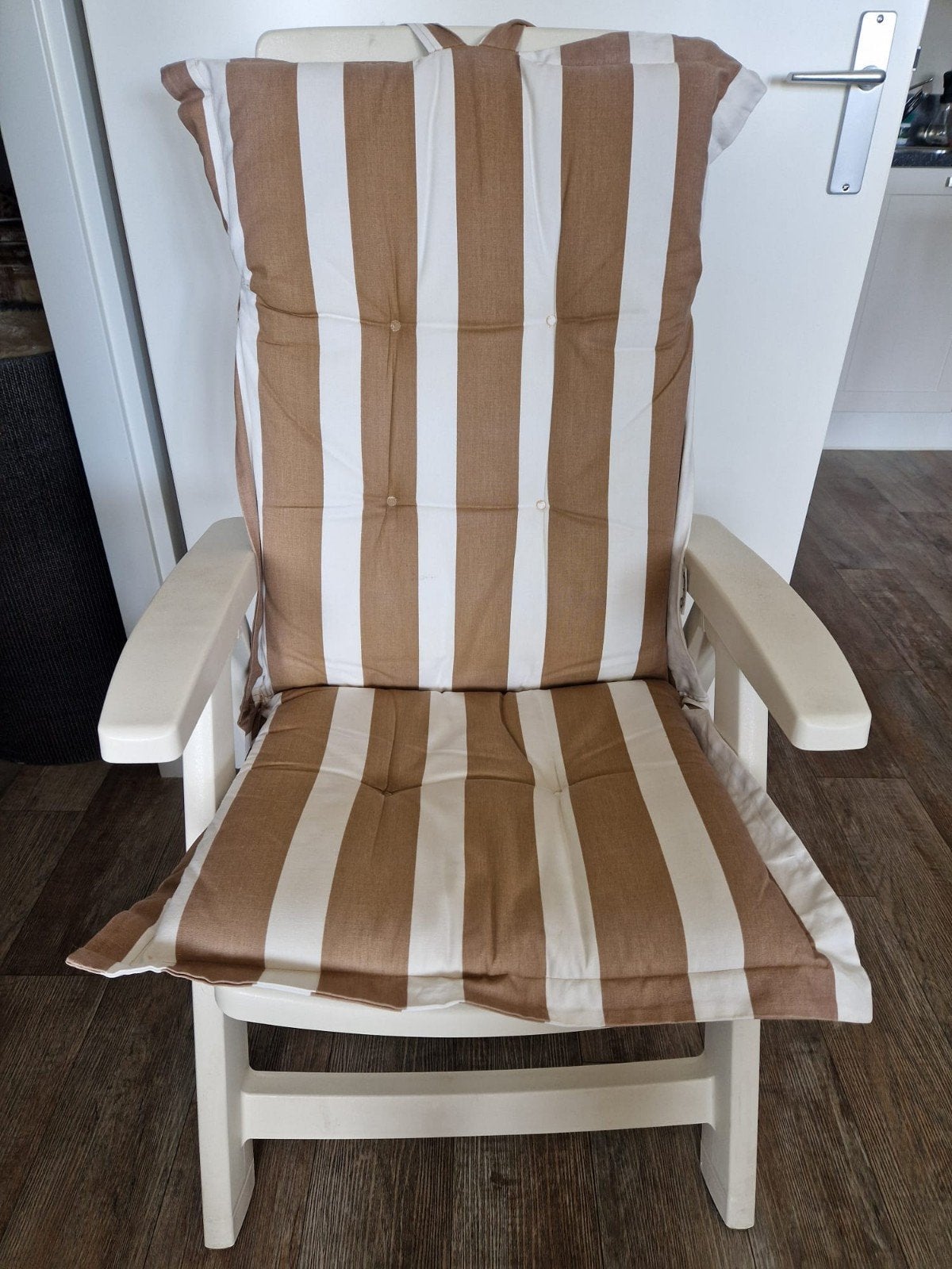 Hartman stoelen set 4 stuks met 2 voetenkrukjes, Ophalen, Zo goed als nieuw, Kunststof