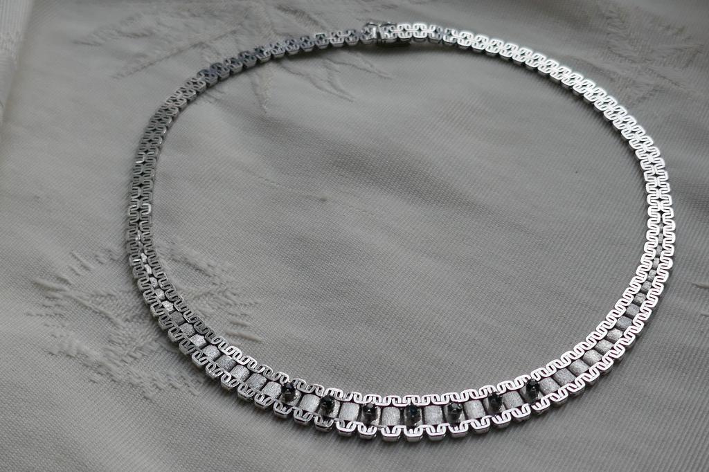 Collier met blauwe saffieren, Verzenden, Nieuw, Met edelsteen, Zilver