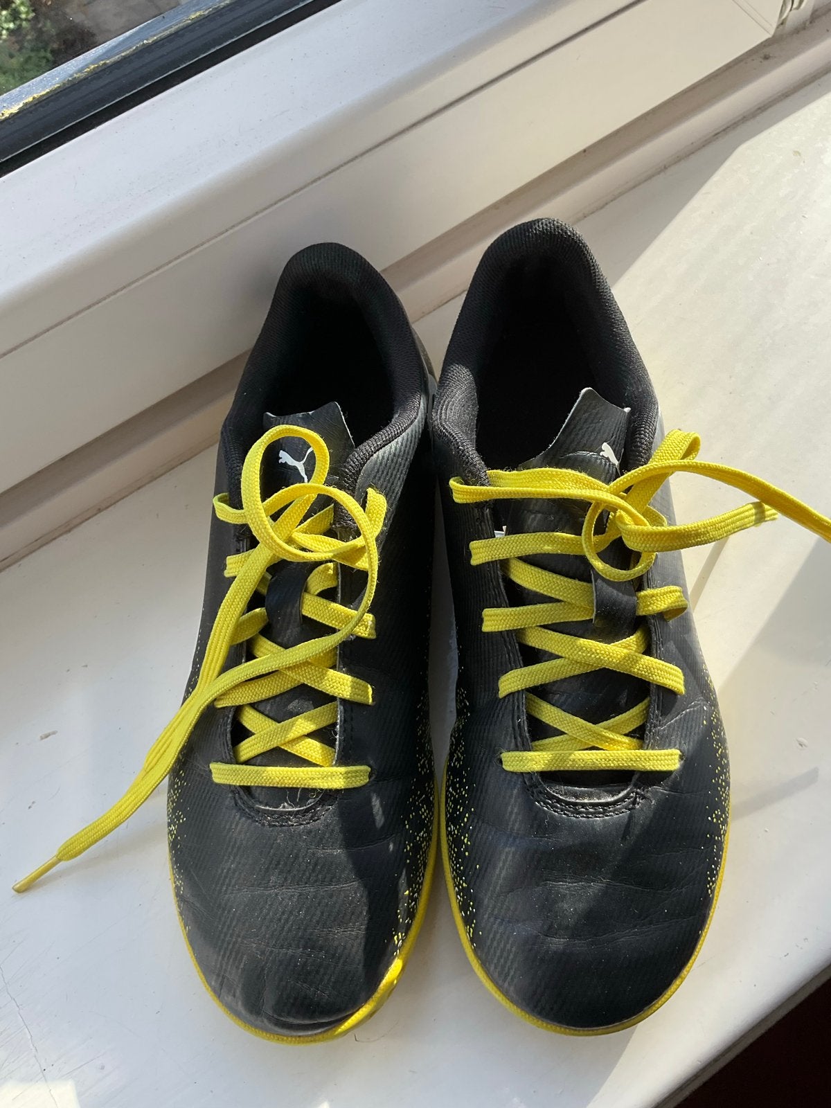 Puma zaalvoetbalschoenen maat 37, Ophalen of Verzenden, Gebruikt, Schoenen