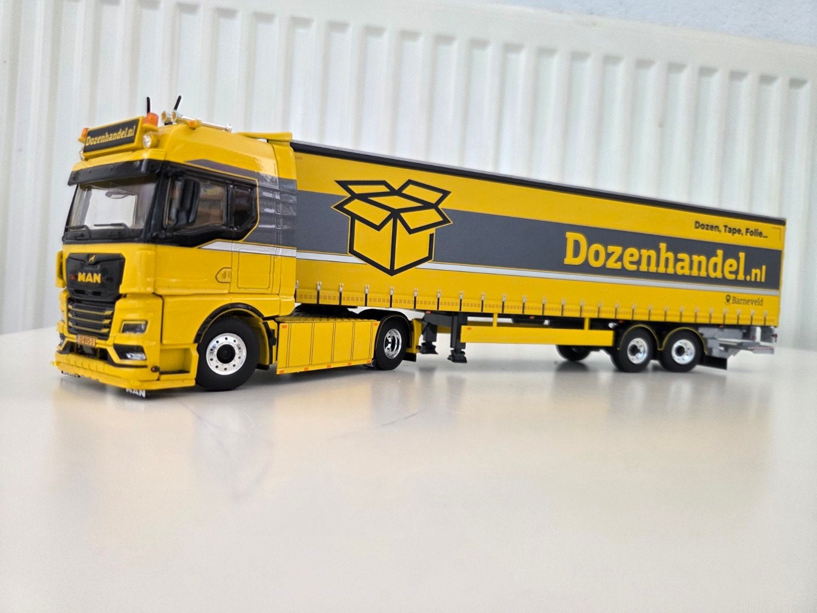 Wsi Man Dozenhandel, Hobby en Vrije tijd, Modelauto's | 1:50, Ophalen of Verzenden, Zo goed als nieuw, Bus of Vrachtwagen, Wsi