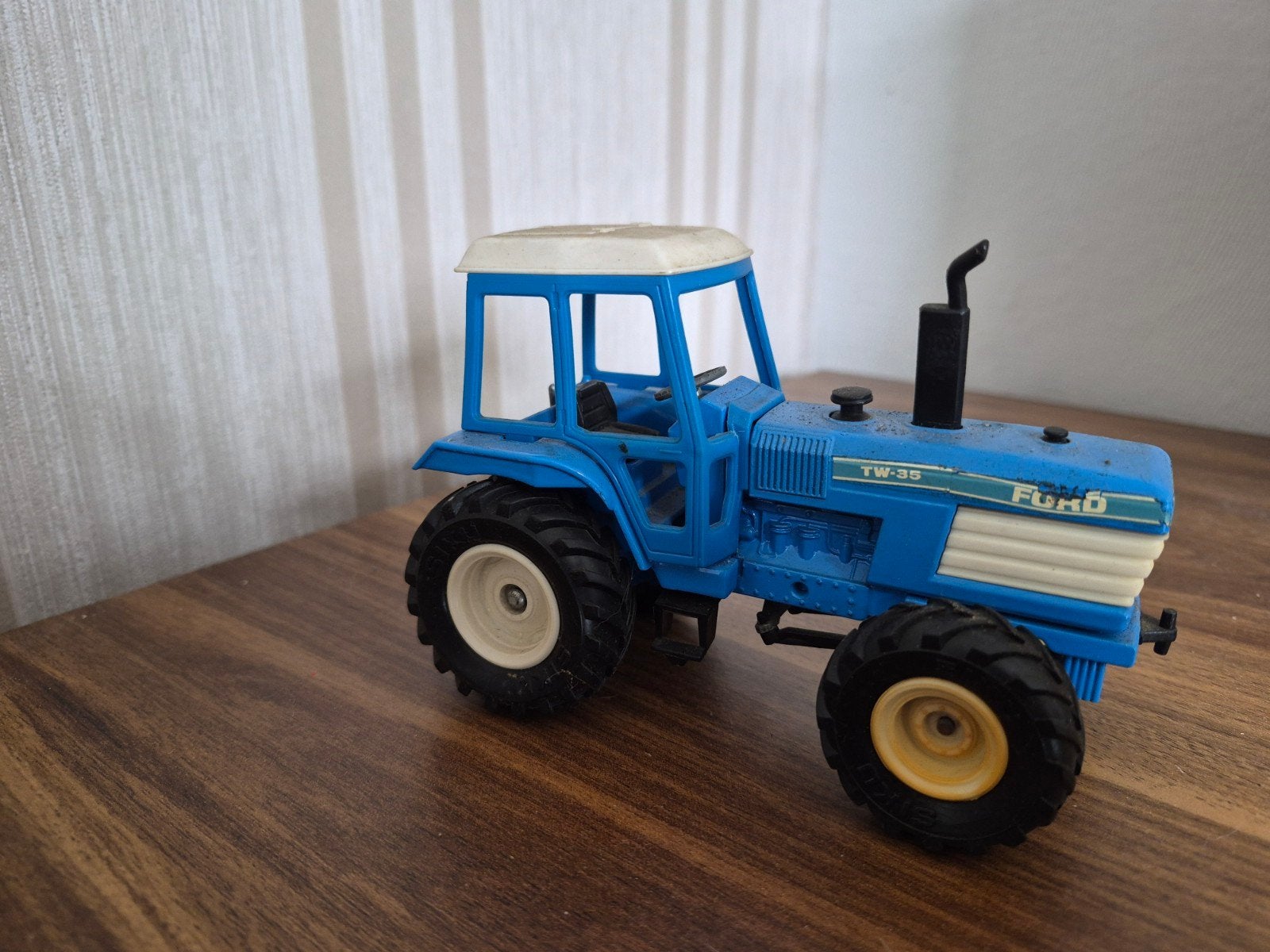Siku Ford TW-35 Tractor Model - Blauw, Overige merken, Gebruikt, 1:32 tot 1:50, Overige typen